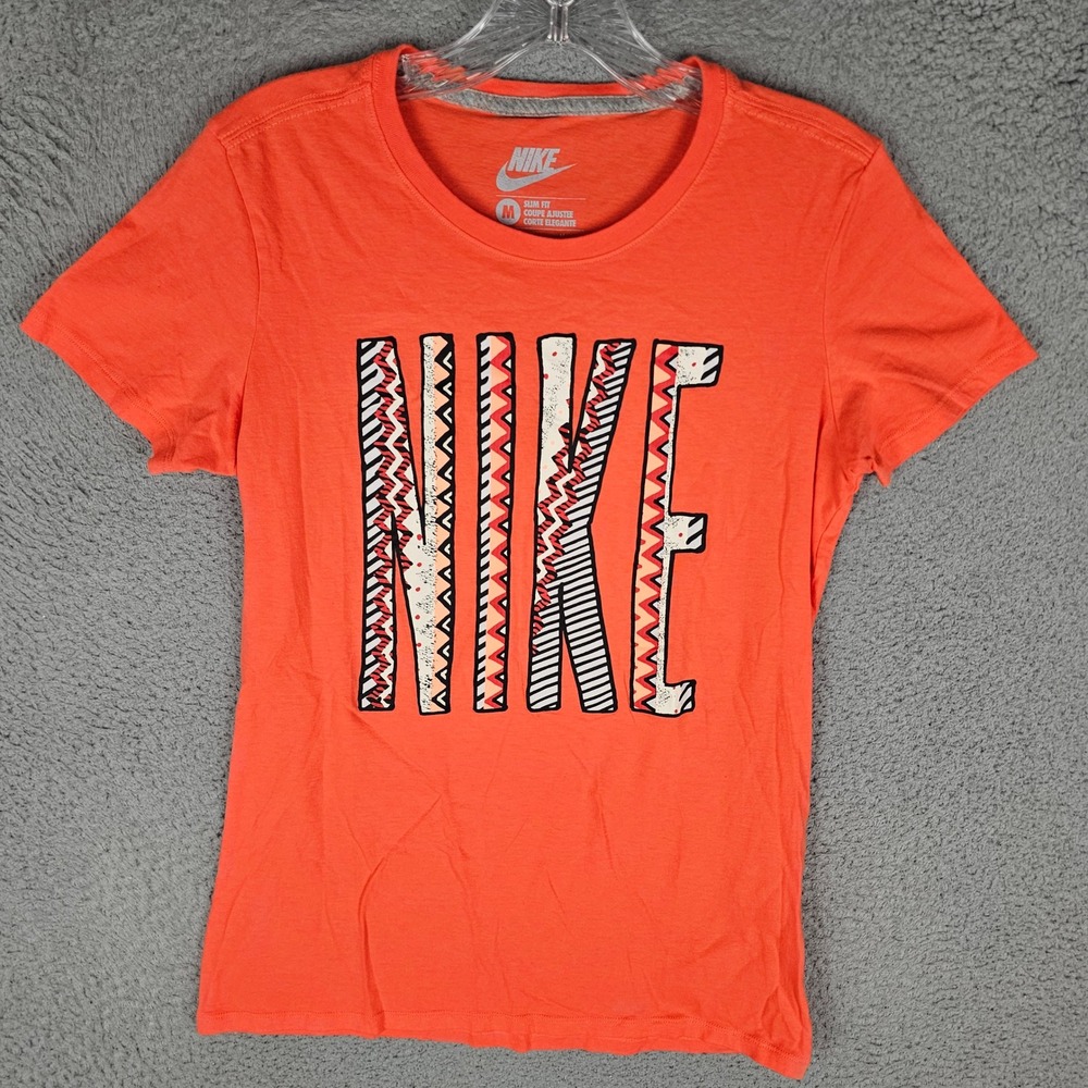 Nike T-Shirt Women M Orange 589526-822 Slim Fit Graphic Logo Cotton Tee